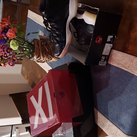 Air jordan 11 Retro - Picture 3 of 4